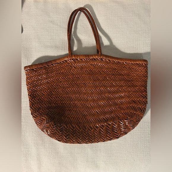 Dragon Diffusion Handbags - Dragon diffusion- brown leather woven tote